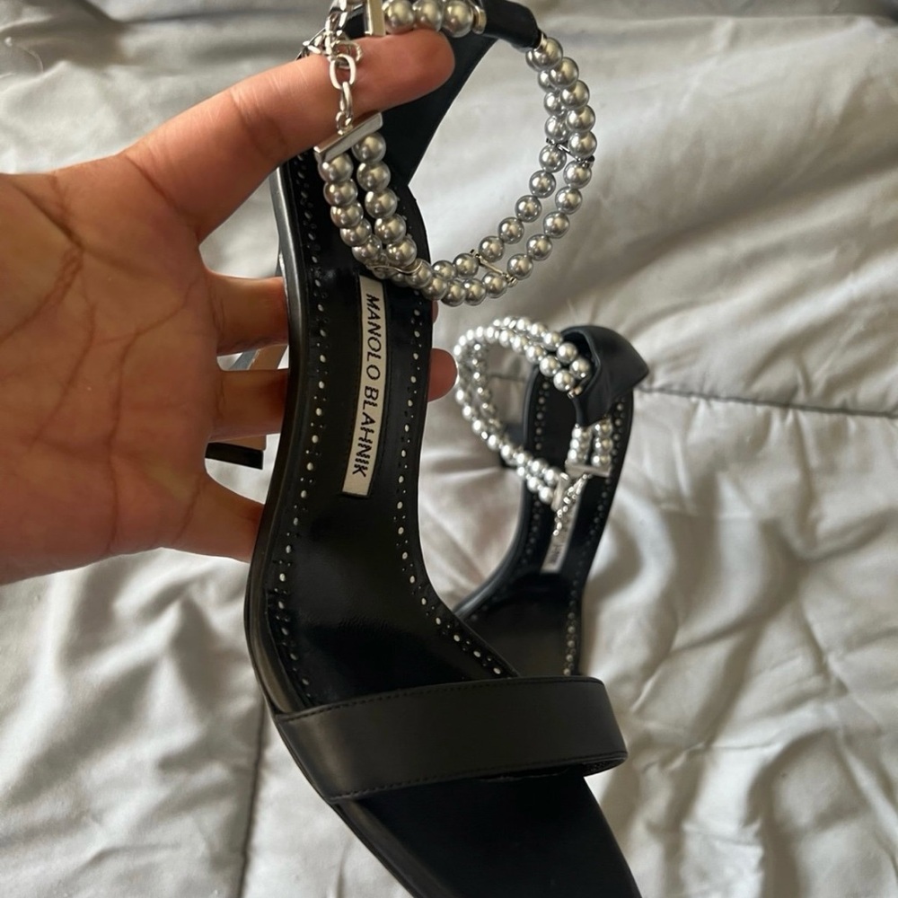 Manolo Blahnik Charona 105 Sandal NWOB - Picture 2 of 8